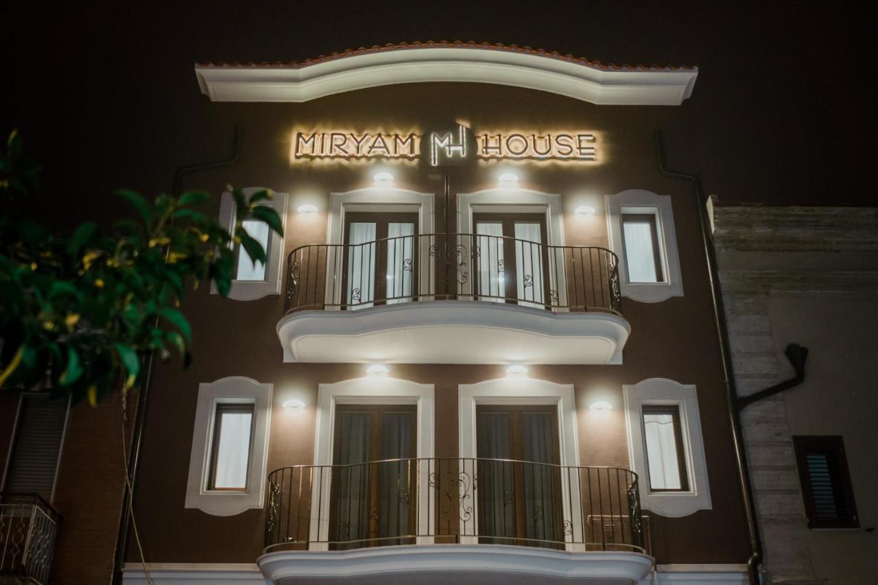 Miryam House Affittacamere Suite E Relax سان سيفيرو المظهر الخارجي الصورة